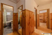 Decomandat, 2 camere, insorit, balcon, loc parcare, 2 boxe, 
