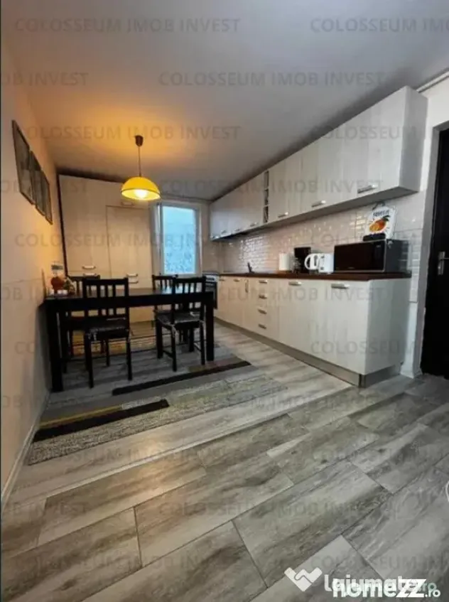 COLOSSEUM: Apartament 2 Camere Decomandat utilat parcare Astra