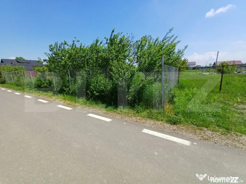 Teren de vanzare intravilan, 72 ari, zona Salcea