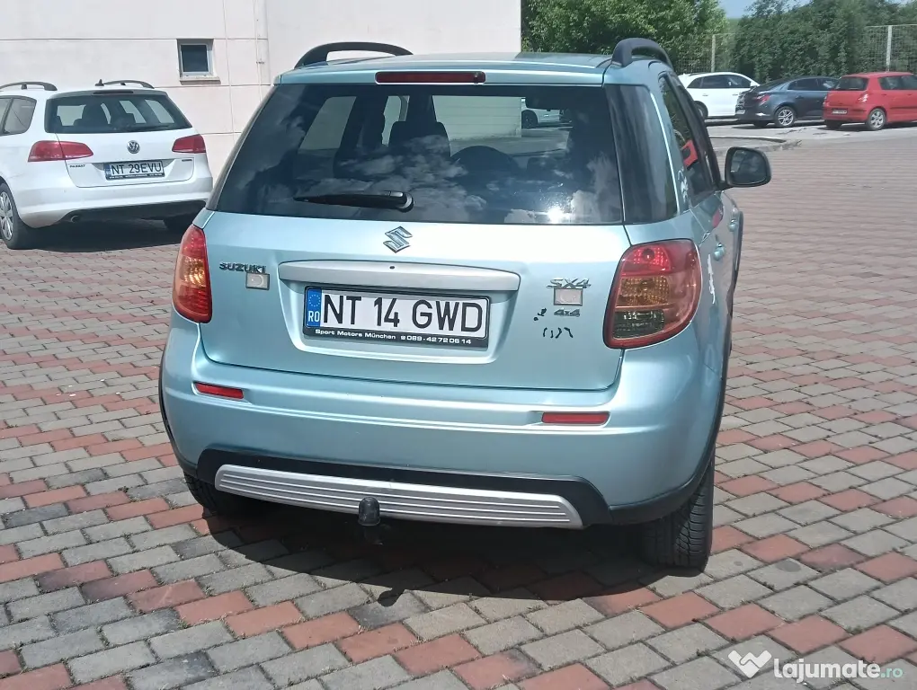 Suzuki SX4