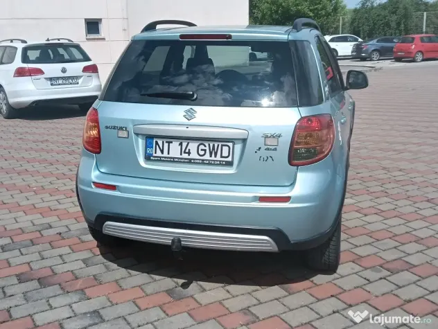 Suzuki SX4