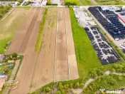 FILM! 5.000 mp teren, la marginea orasului Targu Secuiesc, a 