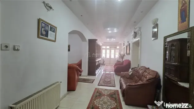 Casa boiereasca, teren 418 mp, pretabila- clinica, birouri,