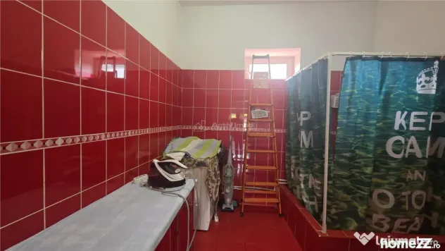 Casa boiereasca, teren 418 mp, pretabila- clinica, birouri,