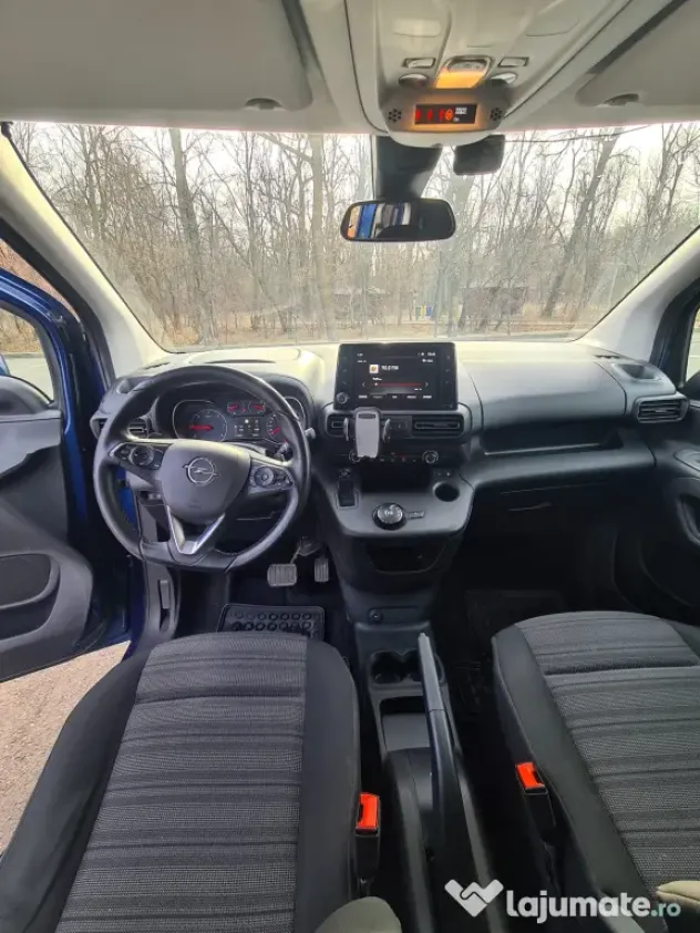 Opel Combo 2019 automat