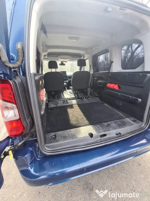 Opel Combo 2019 automat