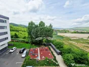 Apartament la cheie cu panorama spre padure si parcare subte 