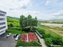 Apartament la cheie cu panorama spre padure si parcare subte