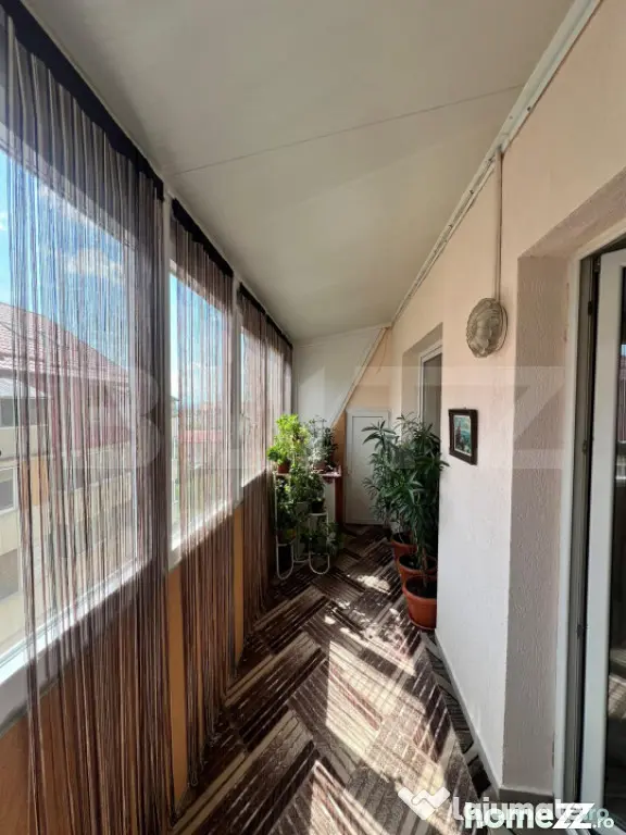 Apartament 2 camere, 67 mp, zona Apahida