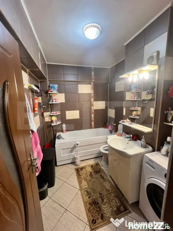 Apartament 2 camere, 67 mp, zona Apahida