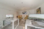 Ideal Firma*Blvd Burebista 3*Pta Alba Iulia*Etaj 3*Luxos*