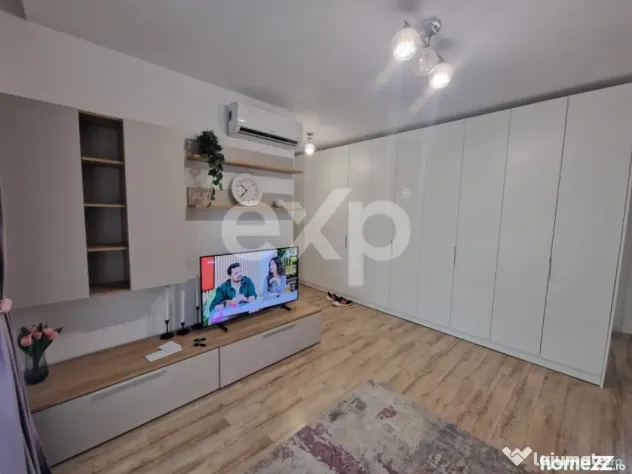 Apartament 3 camere de inchiriat- mobilat si parcare - Citta