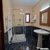 Apartament et.2, parcare privata, bucatarie separata Floresti 