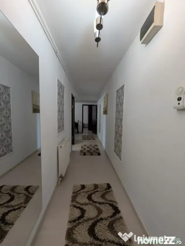 Apartament 1 camera si parcare zona Av. Iancu