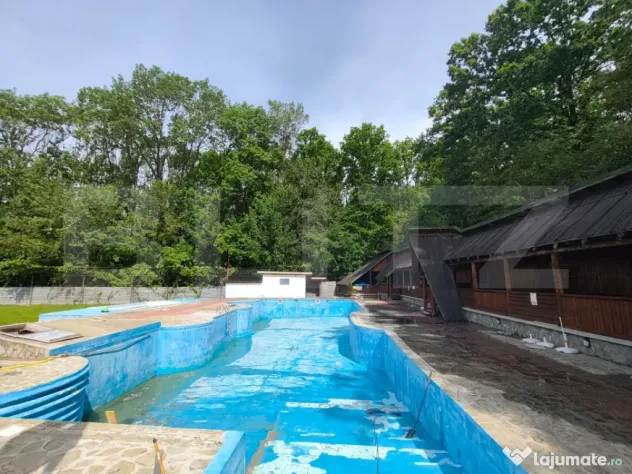 Piscină Funcțională, Foișor Mare, Grătar & Parcare, 500