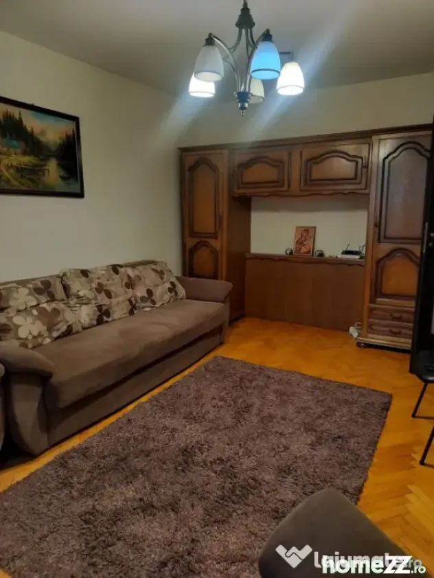 Apartament 3 camere decomandat, 62.15 mp, zona Lapus