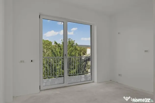 Vila sector 1 - 300mp - P+2+M - 11 camere - Chitila