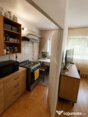 2 camere Vitan, centrală, parcare, et. 3, an 1986, 52 mp 