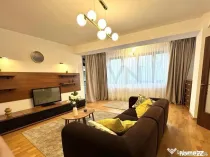Apartament 3 camere I Parcare I Mobilat I De inchiriat