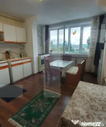 Apartament 3 camere decomandate, etaj 3/8, 71 mp, zona Garii