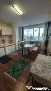 Apartament 3 camere decomandate, etaj 3/8, 71 mp, zona Garii 