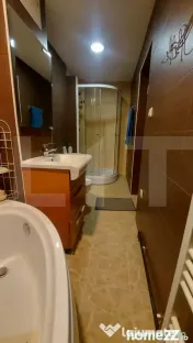 Apartament 3 camere decomandate, etaj 3/8, 71 mp, zona Garii 