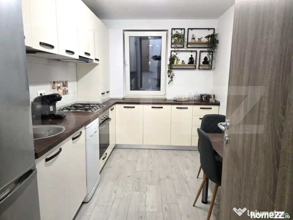Apartament 2 camere, 60 mp, zona Tractorul