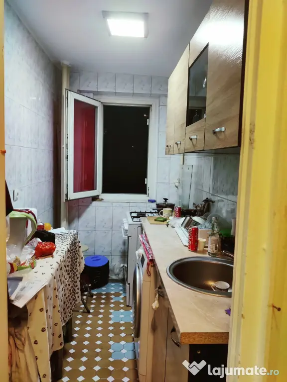 Vând apartament 2 camere decomandate Pantelimon, 10 min metrou