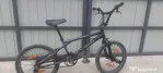 Bicicletă BMX Bulls Mad Boy – Sistem Rotor 360° + 4 Peg-uri