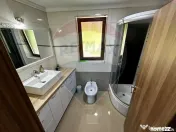 DE INCHIRIAT: Apartament la casa, curte privata si terase... 