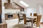 Apartament 3 camere de închiriat Calea Timișorii, cu lo... 