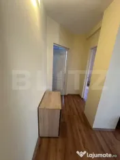 Apartament cu 3 camere, decomandat, 60 mp, zona Centrala