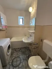 VANZARE APARTAMENT 3 CAMERE ETAJ INTERMEDIAR BD.BUCURESTI