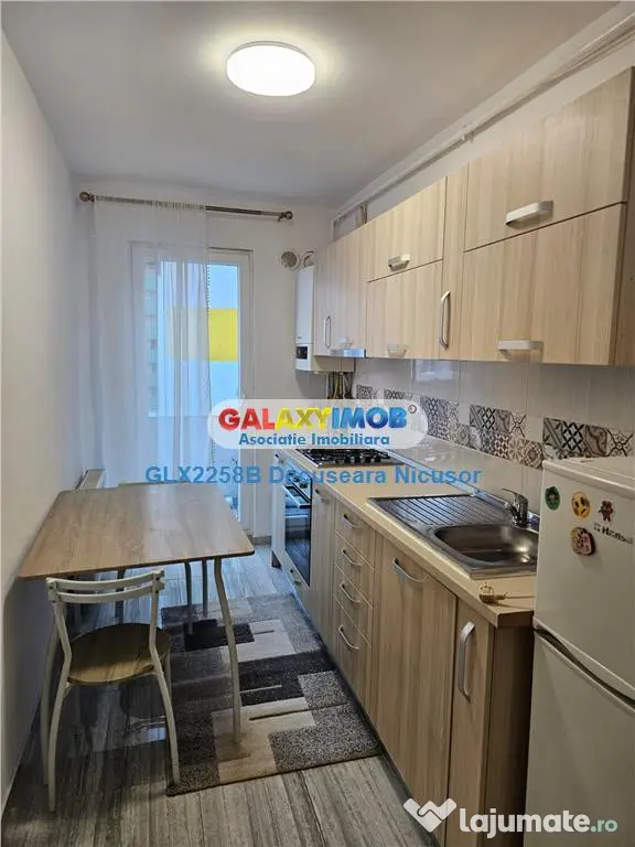 Garsoniera mobilata Militari Residence 54.000 euro cu loc de