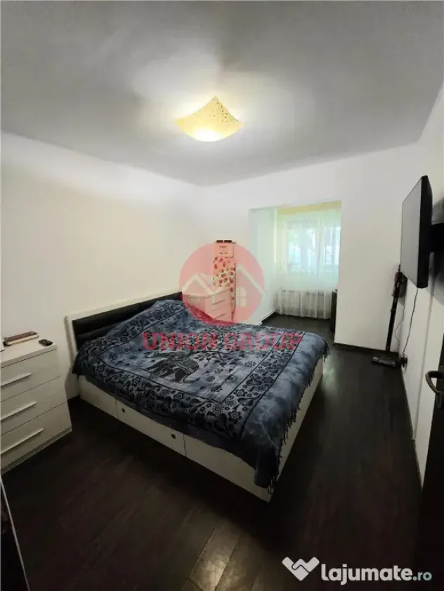 Apartament 3 Camere, Spatios, Parter, Zona Far