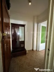 Apartament 2 camere de inchiriat, parter, zona Imparatul Tra 