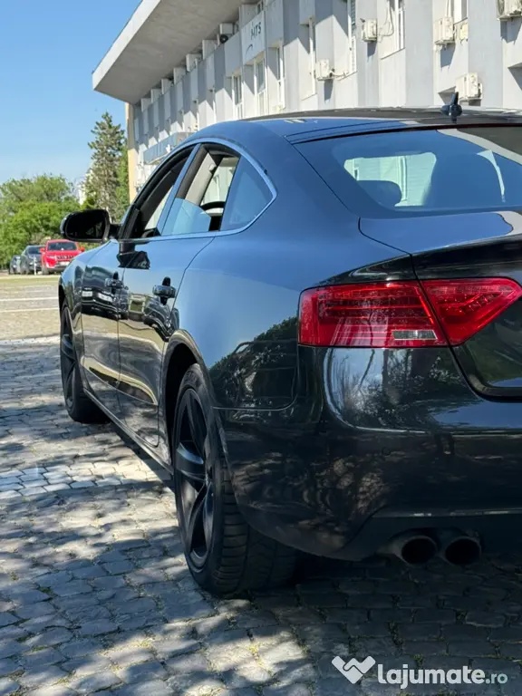 Vând Audi 3.0 diesel 245 HP all black variante