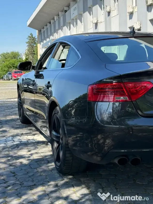 Vând Audi 3.0 diesel 245 HP all black variante
