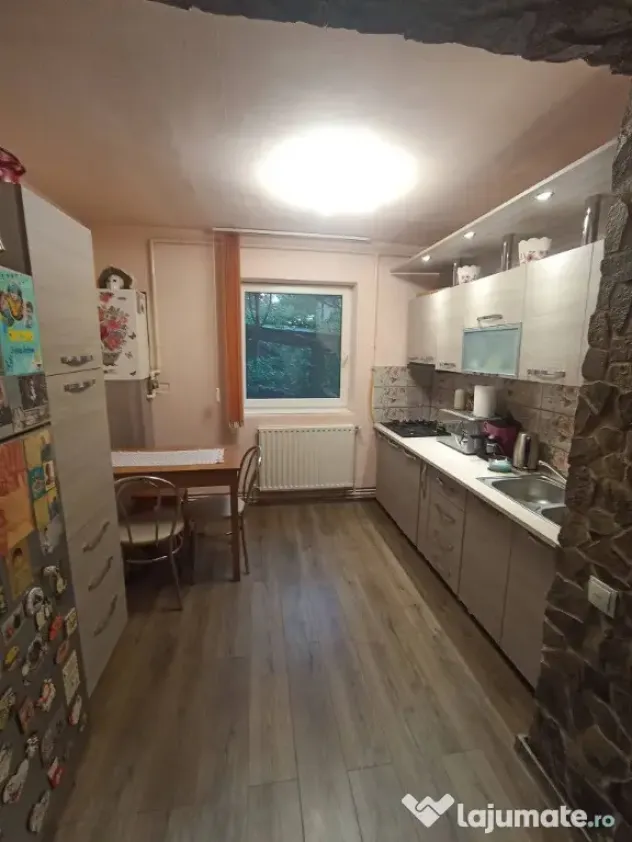 De vânzare apartament cu 2 camere în Sfântu Gheorghe