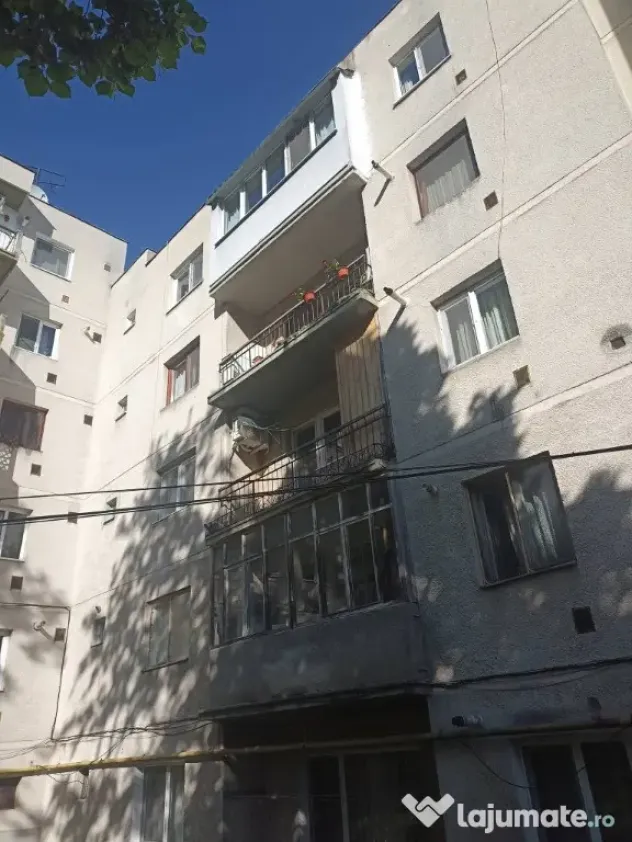 De vânzare apartament cu 2 camere în Sfântu Gheorghe