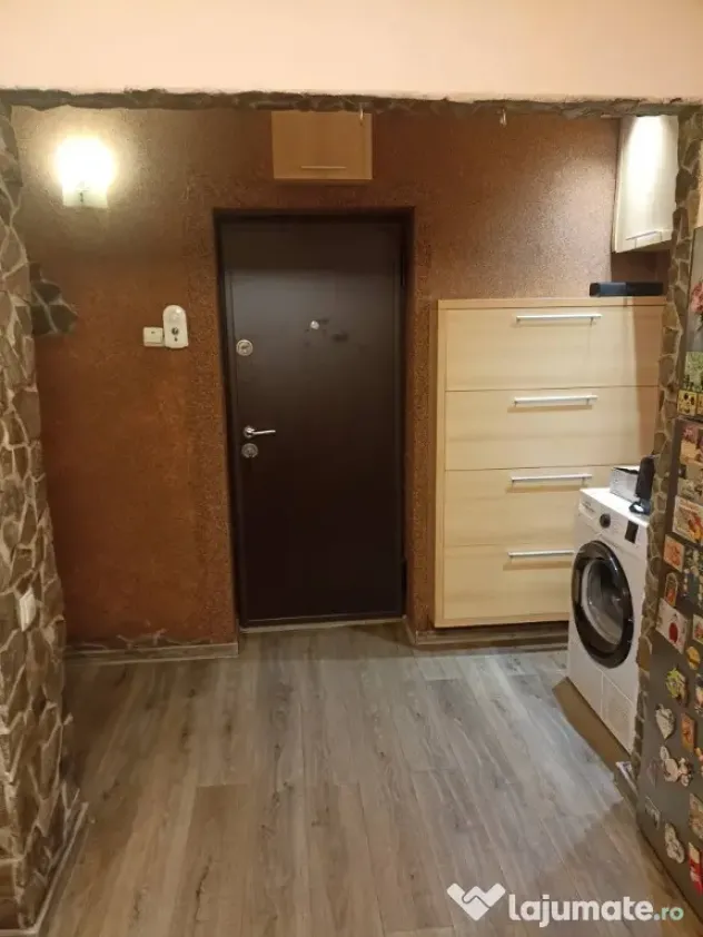 De vânzare apartament cu 2 camere în Sfântu Gheorghe