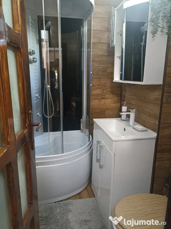 De vânzare apartament cu 2 camere în Sfântu Gheorghe