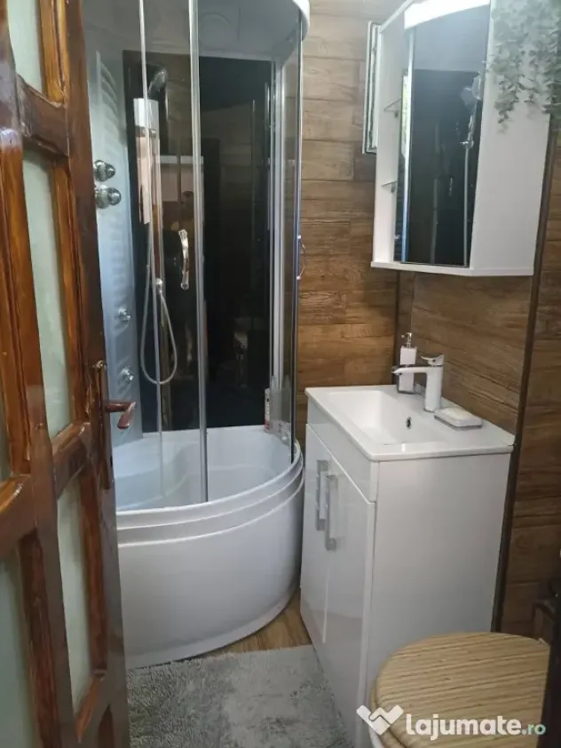 De vânzare apartament cu 2 camere în Sfântu Gheorghe