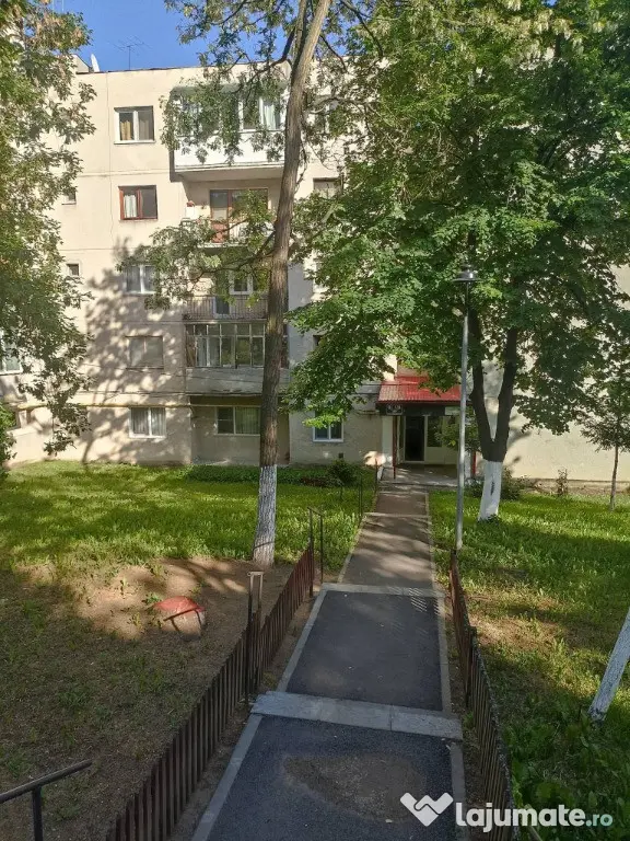 De vânzare apartament cu 2 camere în Sfântu Gheorghe