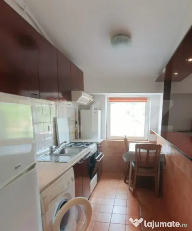 Garsonieră complet utilată, cu centrală proprie, 28 mp