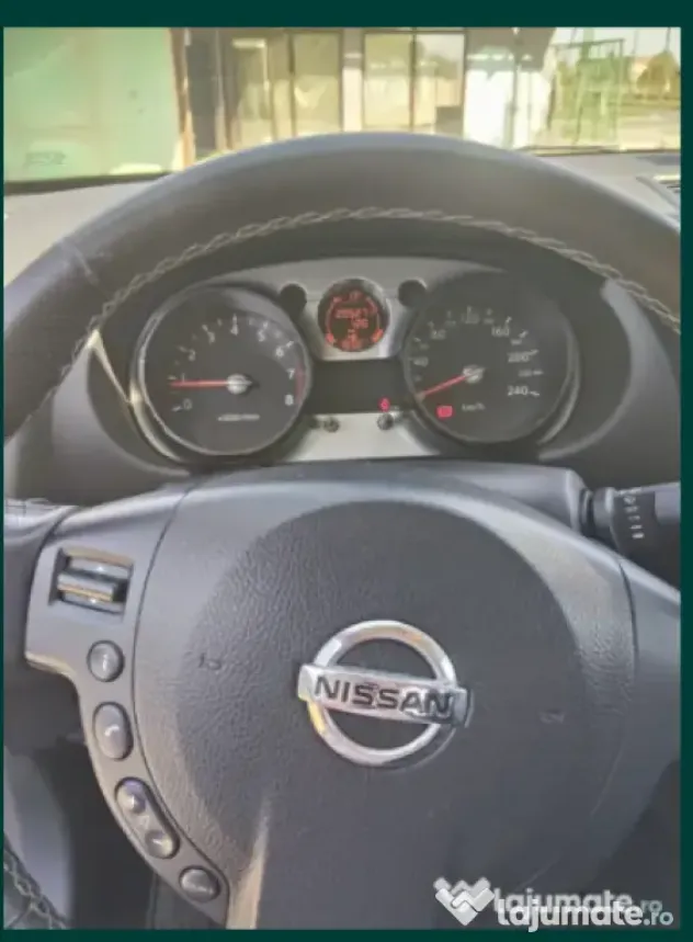 Nissan Qashqai benzina