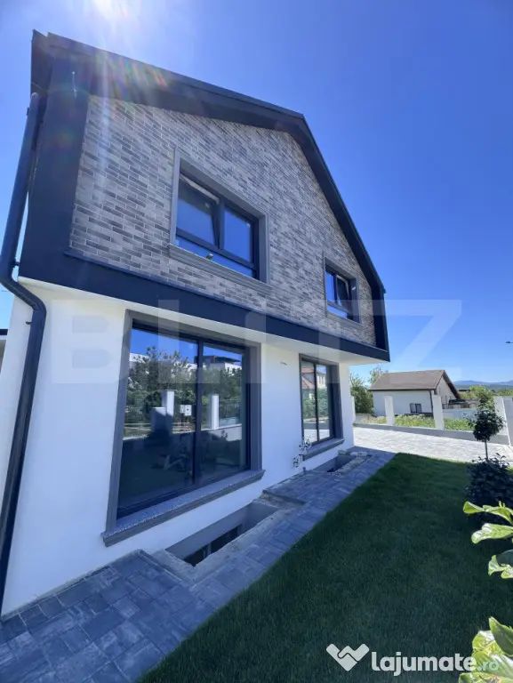 Duplex premium de vânzare în Dâmbul Rotund – 196 mp uti