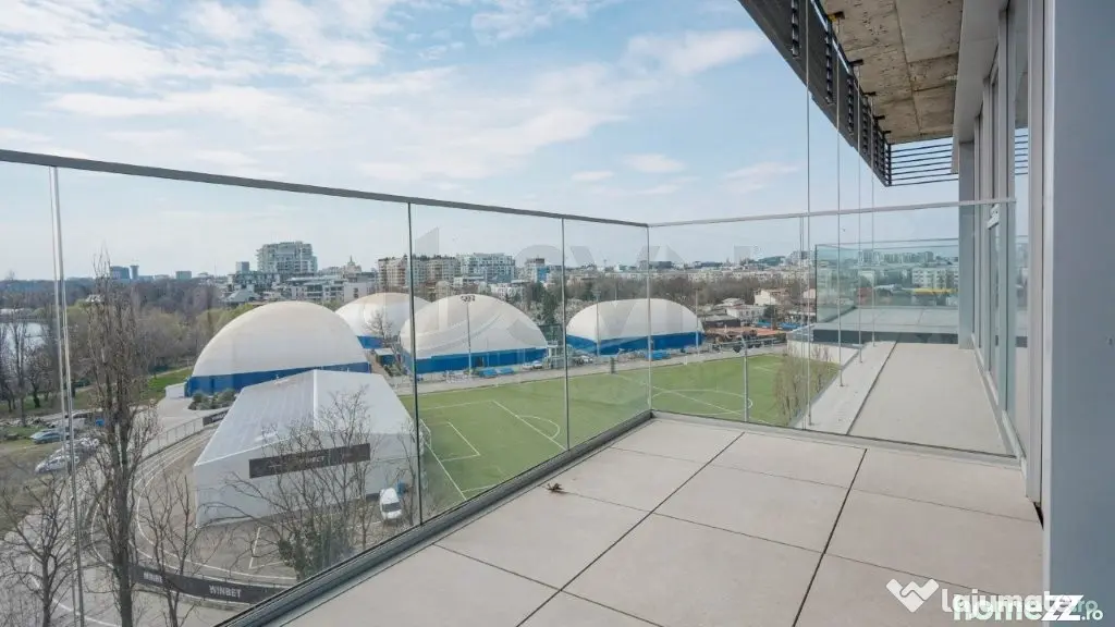 2 camere cu vedere lac Upsite Towers