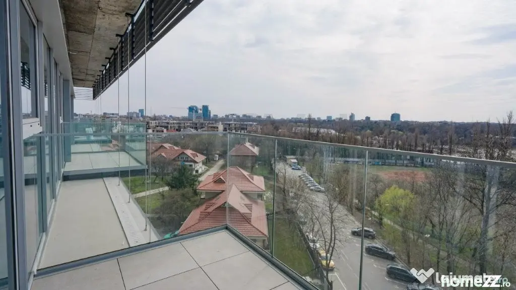 2 camere cu vedere lac Upsite Towers