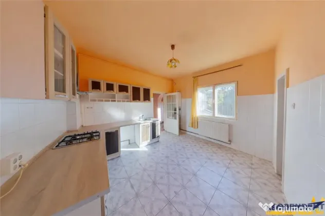 3D! Apartament in casa:recomandat locuinta sau business, Gar